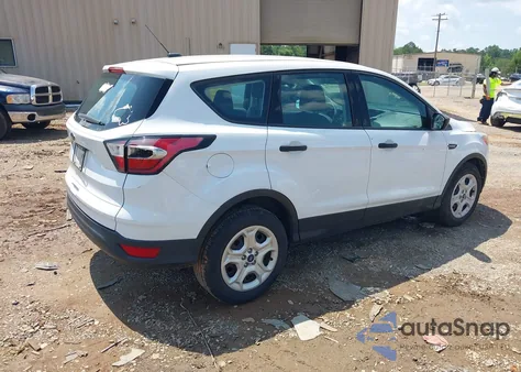 2017 Ford Escape S z USA, uszkodzony, nr VIN 1FMCU0F72HUD58013